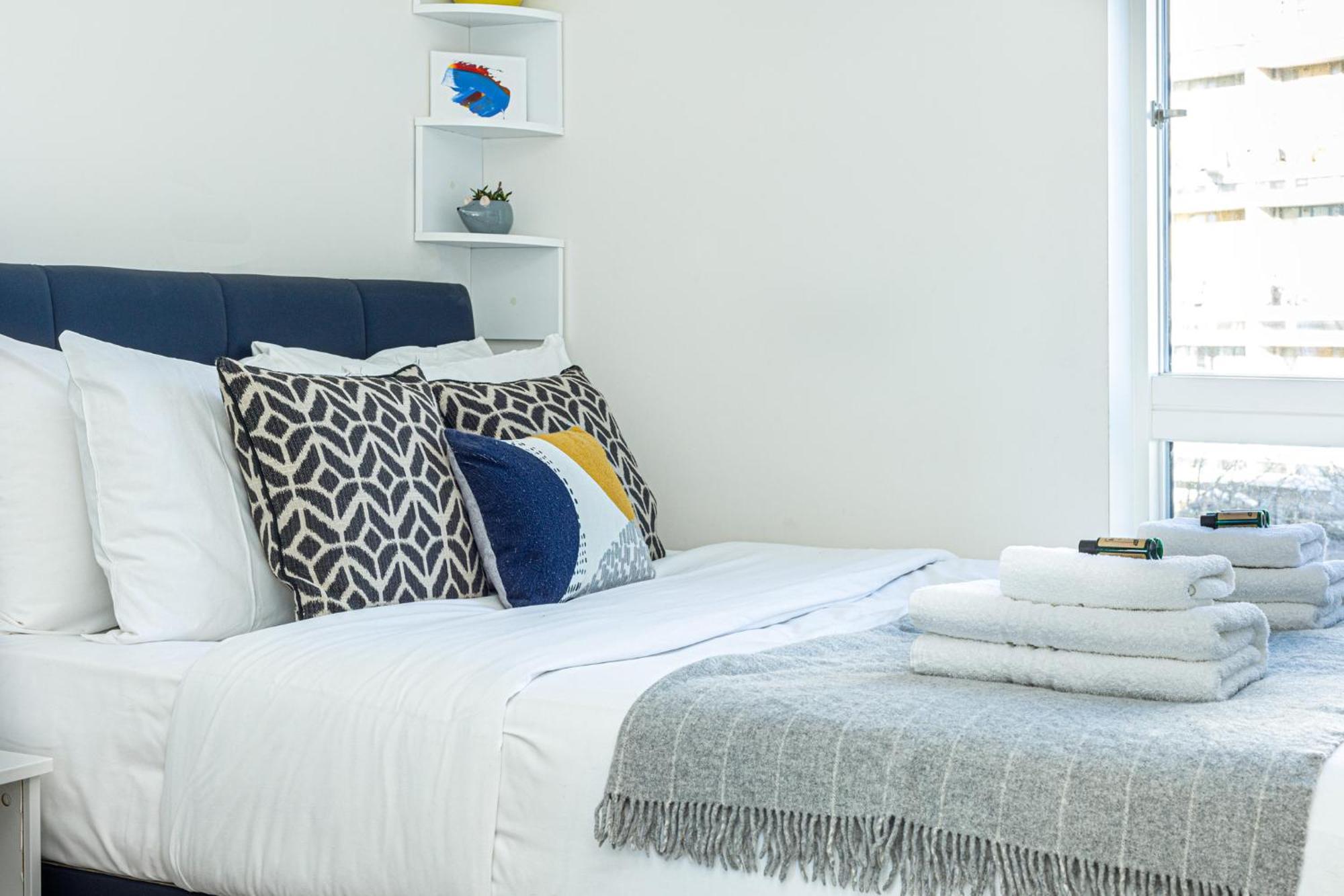 Apartment Modern New 2br Flat Wbalcony In Peaceful Brixton *